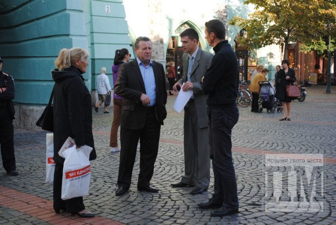 "Антибалогівський" намет викликав обурення у міської влади (ФОТО) – 04