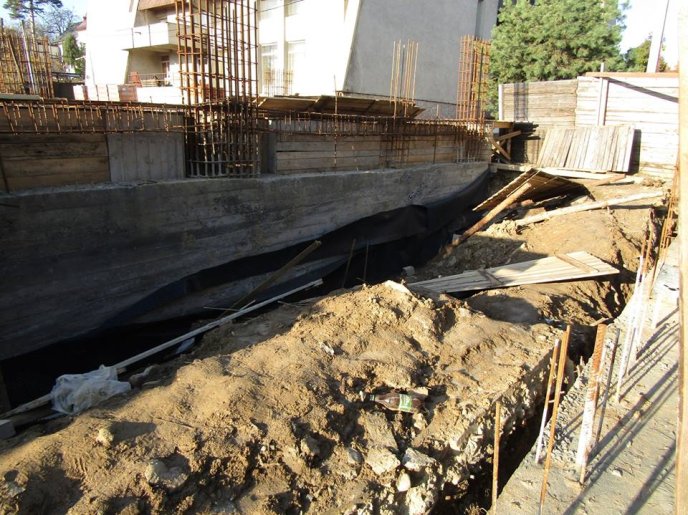 В Ужгороді будівництво багатоповерхівки на Кошицькій, 21 в Ужгороді визнали незаконним – 07