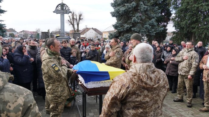 Мукачівська громада попрощалась із молодим Героєм – 04