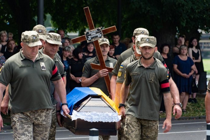 Сьогодні поховали закарпатця, який загинув у Донецькій області – 08
