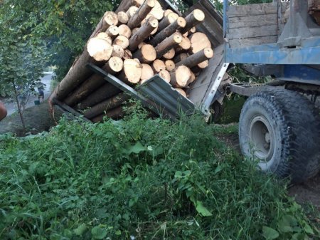 У мережі з’явились фото жахливої ДТП, яка сталась на Тячівщині – 02