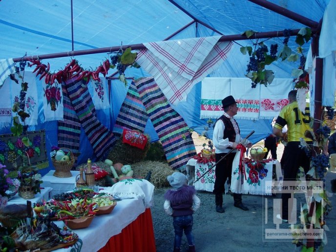 У Дерцені відбулося грандіозне дійство – районний фестиваль "Дерцен-Фест" (ФОТО) – 12