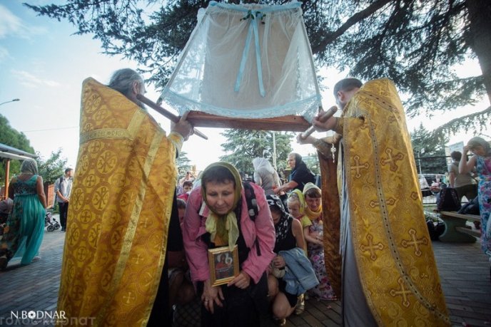 На Закарпатті віряни пройшли 30 кілометрів хресної дороги  – 20