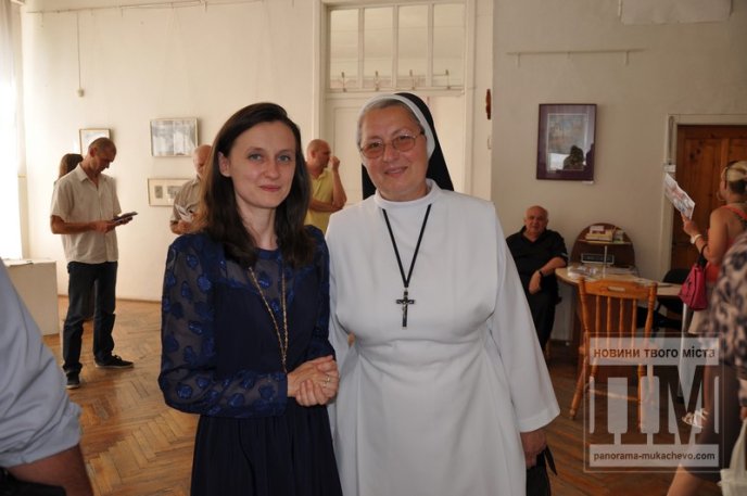 У Мукачеві відкрилась виставка картин подружжя Антонієвих (ФОТО) – 07