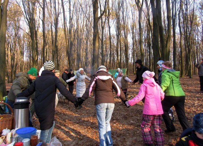 У лісі на виїзді з Мукачева влаштували новорічну зустріч у кельтському стилі – 10