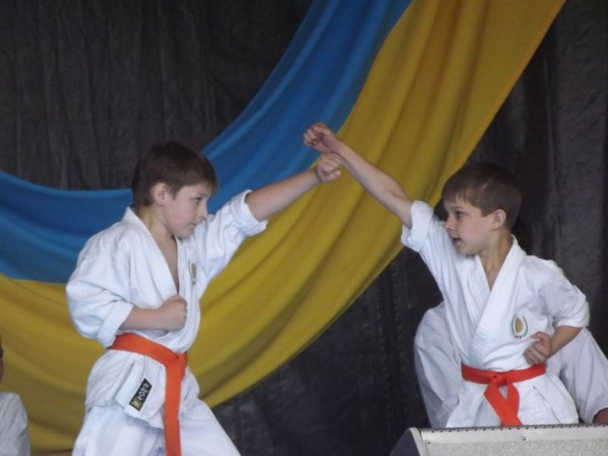 У Мукачеві до святкування Днів міста пройшли показові виступи спортивних клубів (ФОТО) – 02