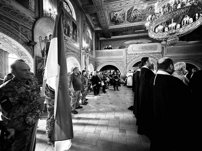 У Мукачеві поховали бойового медика 128-ої бригади – 05