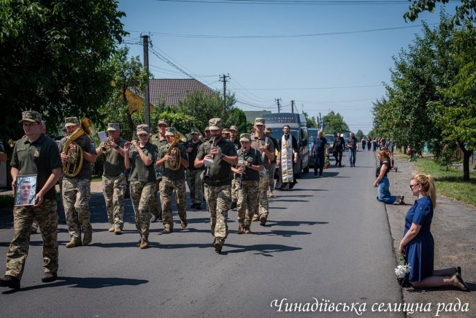 Чинадіївська громада попрощалась із молодим Героєм – 05