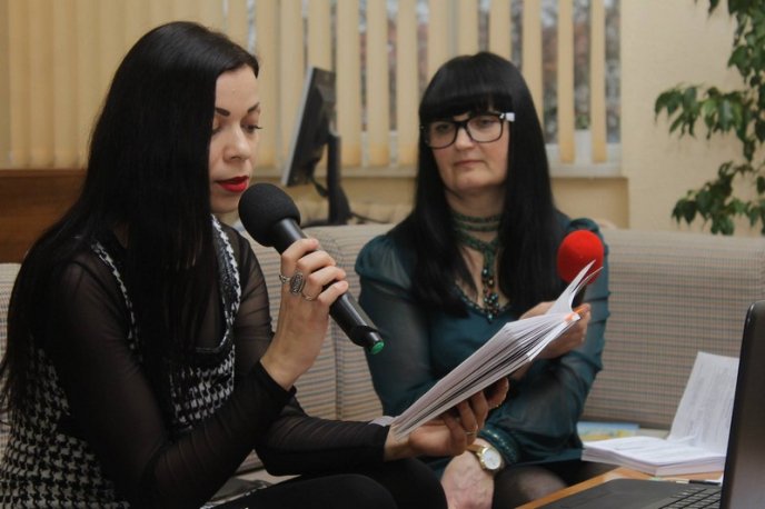 Три письменниці презентували у Мукачеві свою збірку – 02 Три письменниці презентували у Мукачеві свою збірку – 02