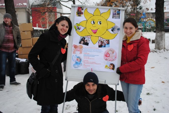 Завдяки небайдужим людям вихованці дитячих будинків у Мукачеві та Сваляві отримають подарунки на Миколая (ФОТО) – 14
