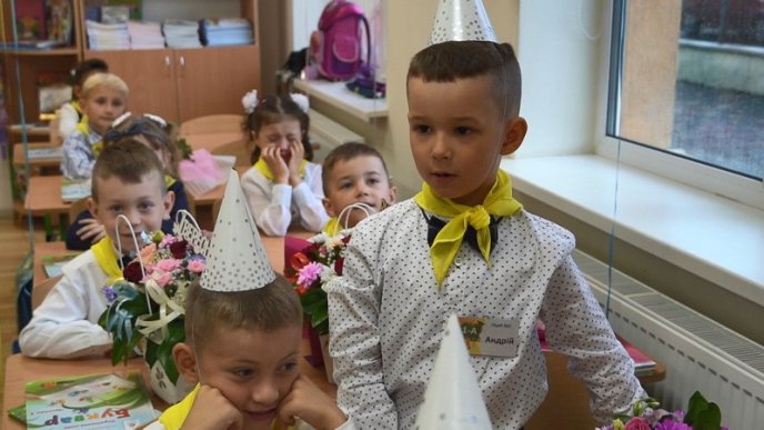 1 вересня в Мукачівській ОТГ: понад 1200 дітей пішли у перший клас – 05 1 вересня в Мукачівській ОТГ: понад 1200 дітей пішли у перший клас – 05