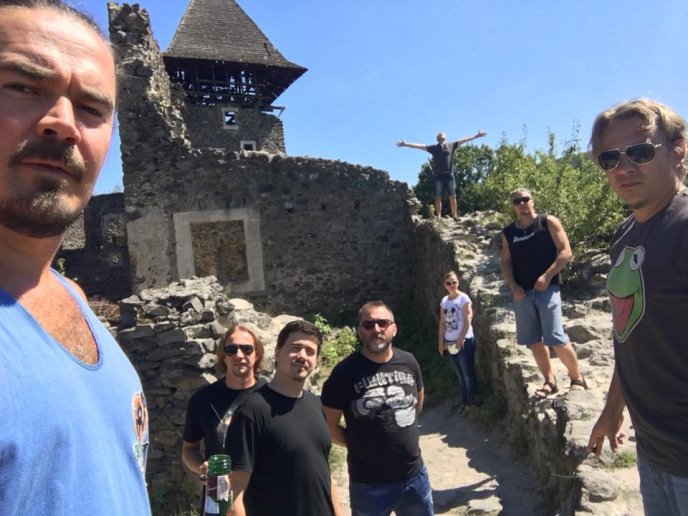 Лідера гурту "ТНМК" вразила "українська" відсутність доріг на Закарпатті – 01 Лідера гурту "ТНМК" вразила "українська" відсутність доріг на Закарпатті – 01