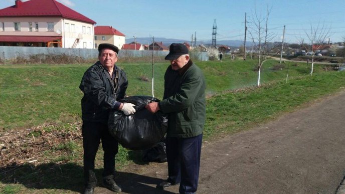 У Мукачеві триває місячник благоустрою – 08