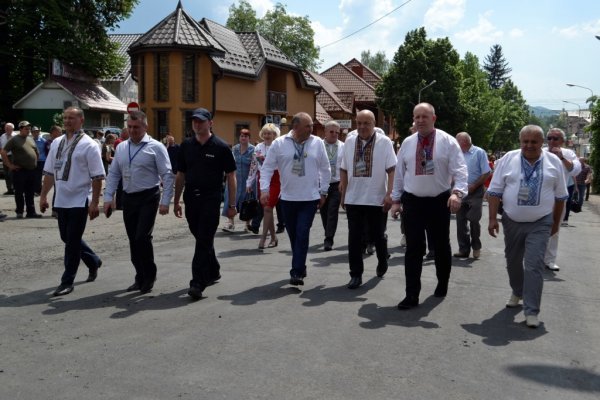 У Дубовому відбулись урочисті проводи отари на полонину – 08