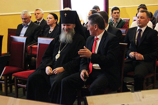 Як в Ужгороді "Лідерів року" нагороджували (ФОТО) – 02