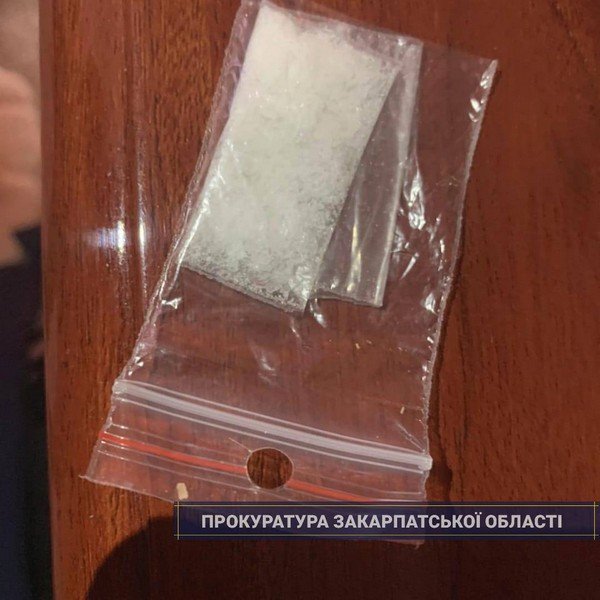 На Закарпатті викрито небезпечне злочинне угруповання, одним із учасників якого є депутат – 11