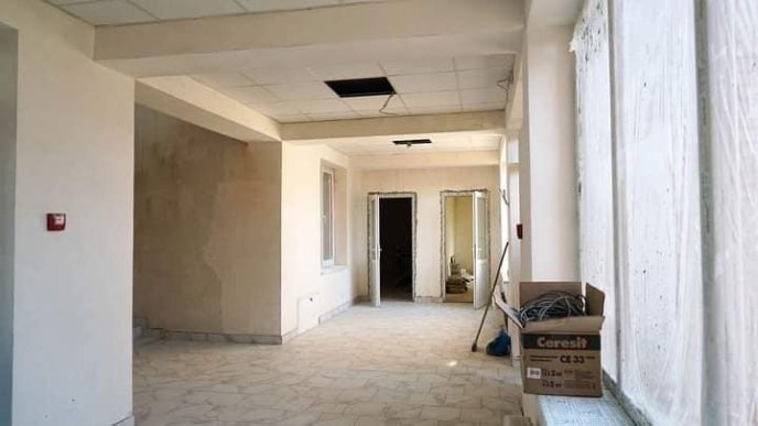 Триває будівництво середньої школи в Тернові та дитячого садка в Нижній Апші – 06