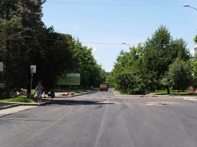 В Ужгороді закінчують ремонт вулиці Заньковецької – 03
