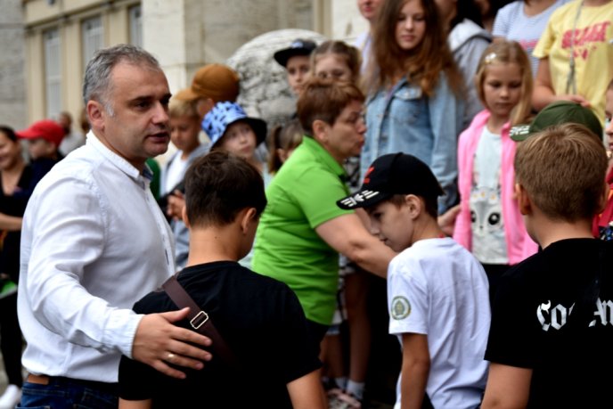 36 юних закарпатців відпочиватимуть у Словаччині – 02