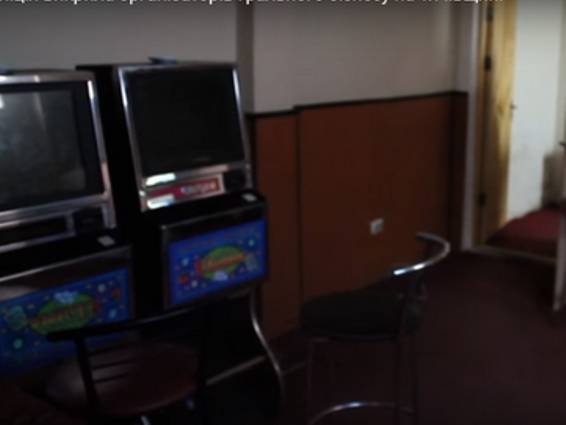 На Тячівщині правоохоронці викрили злочинну групу, яка займалася організацією незаконного грального бізнесу – 03