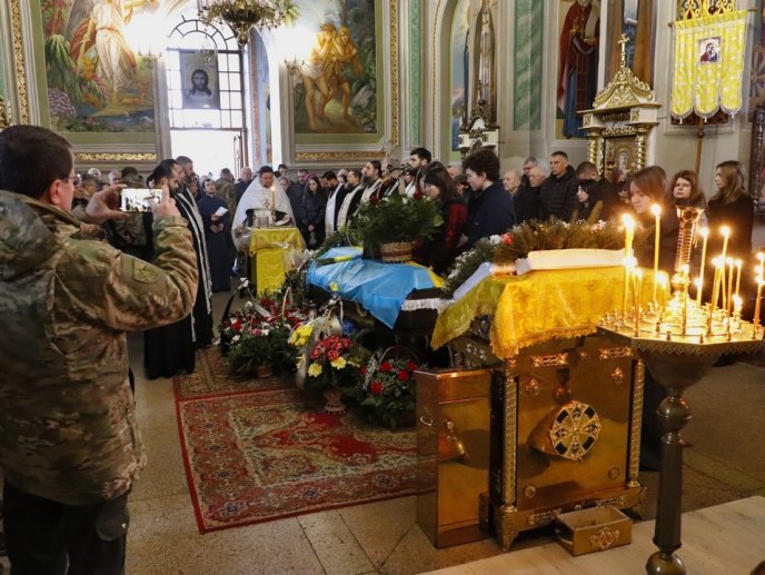 У Мукачеві прощалися з воїном