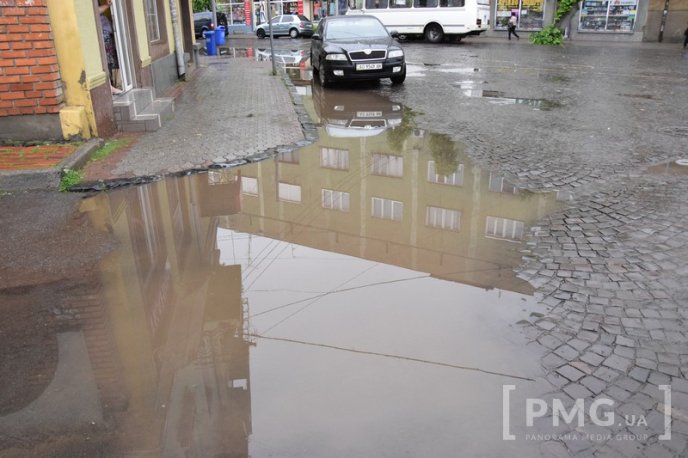 Страшенна злива у Мукачеві: до чого вона призвела – 06