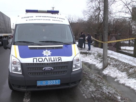 Двоє хлопців зв’язали бабусю, побили її та пограбували. Старенька померла – 05