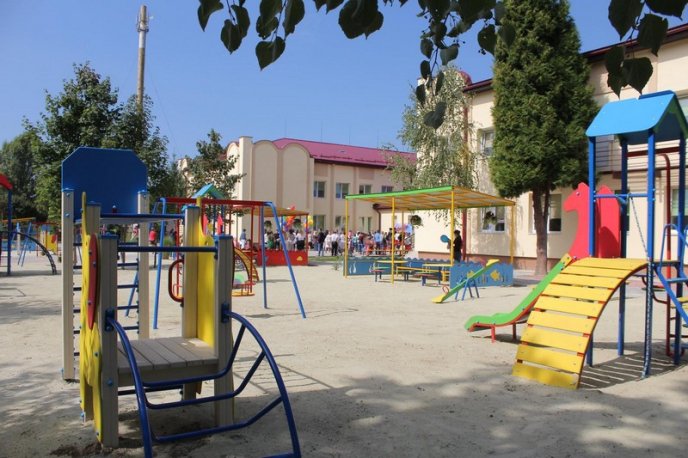 У Мукачеві відкрили новий дитсадок на 170 вихованців – 36