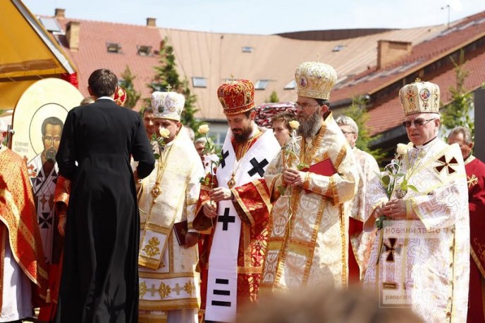 В Ужгороді відзначили пам’ять владики Теодора Ромжі (ФОТО) – 02