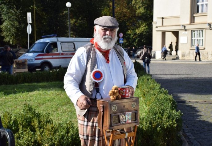 На головній площі Закарпаття відкрили фестиваль "Чеські дні" – 14