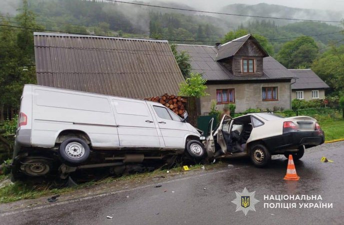 Поліція розповіла про ДТП, в якій загинула жінка та постраждало ще троє людей – 01 Поліція розповіла про ДТП, в якій загинула жінка та постраждало ще троє людей – 01