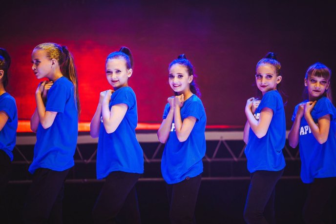 В Ужгороді студія сучасного танцю «Бліц» провела звітний концерт – 47