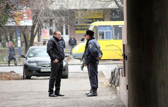 Буремні 90-і повертаються: в Ужгороді застрелили підприємця (ФОТО) – 09