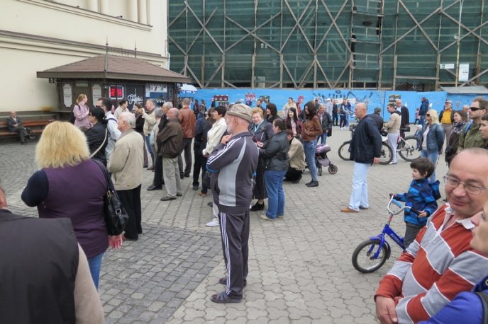 В Ужгороді відбулось віче проти сепаратизму, на якому висловили недовіру СБУ, прокуратурі та Москалю – 17