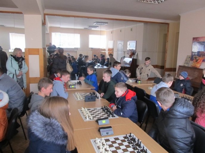 На Рахівщині пройшов новорічно-різдвяний турнір із шахів – 02