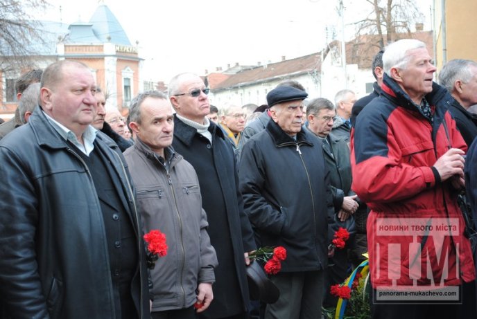 У Мукачеві вшанували пам’ять воїнів-інтернаціоналістів (ФОТОРЕПОРТАЖ) – 07