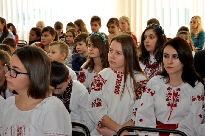 На Воловеччині урочисто відкрили сучасний центр учнівської молоді – 05 На Воловеччині урочисто відкрили сучасний центр учнівської молоді – 05