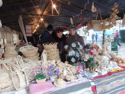 У Берегові розпочався традиційний різдвяний ярмарок (ФОТО) – 13