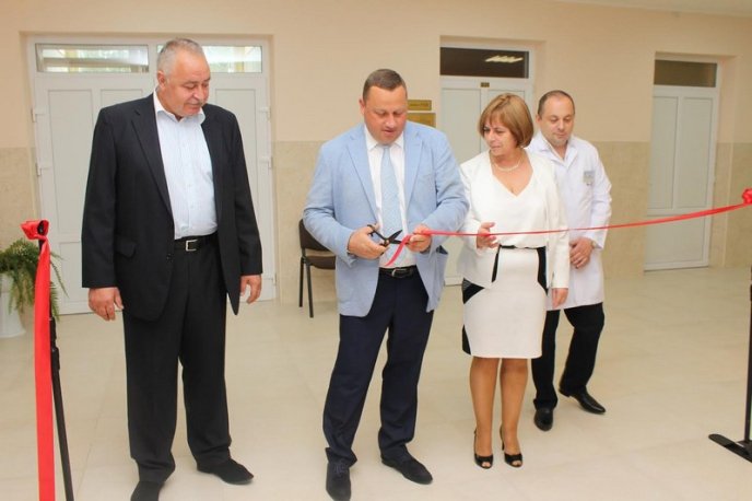 У Мукачеві відкрили нове приміщення жіночої консультації – 04 У Мукачеві відкрили нове приміщення жіночої консультації – 04