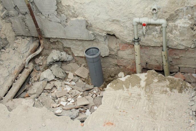 У Мукачівській ЗОШ №6 оновлюють системи водопостачання та водовідведення – 08