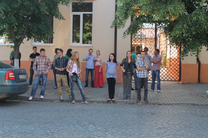 У Мукачеві відкрили перший ірландський паб "BarryBars" (ФОТОРЕПОРТАЖ) – 09