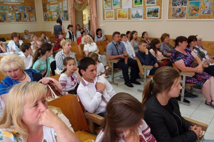 До селища Середнє з різних куточків краю з’їхалася талановита дітвора – 03