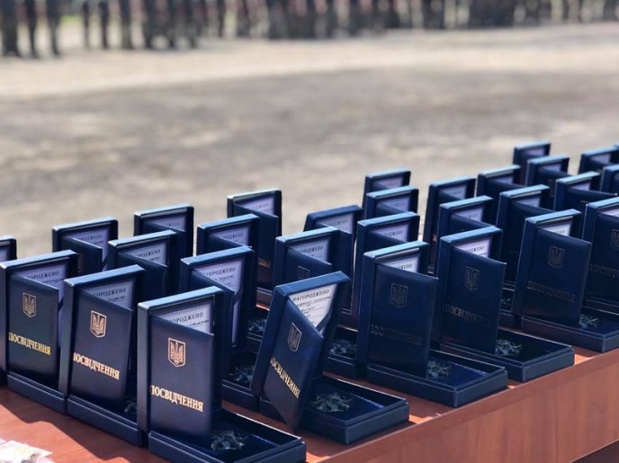 У Мукачеві зустріли військовослужбовців 128 бригади – 04 У Мукачеві зустріли військовослужбовців 128 бригади – 04