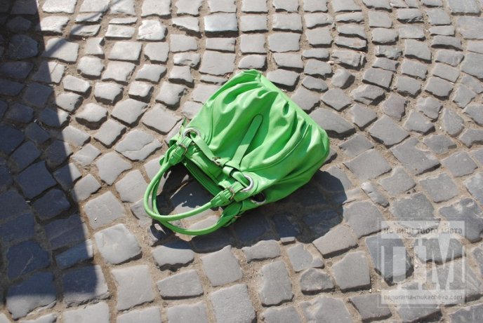 Підозріла "вибухова" сумка у центрі Мукачева виявилась пустою (ФОТО) – 04