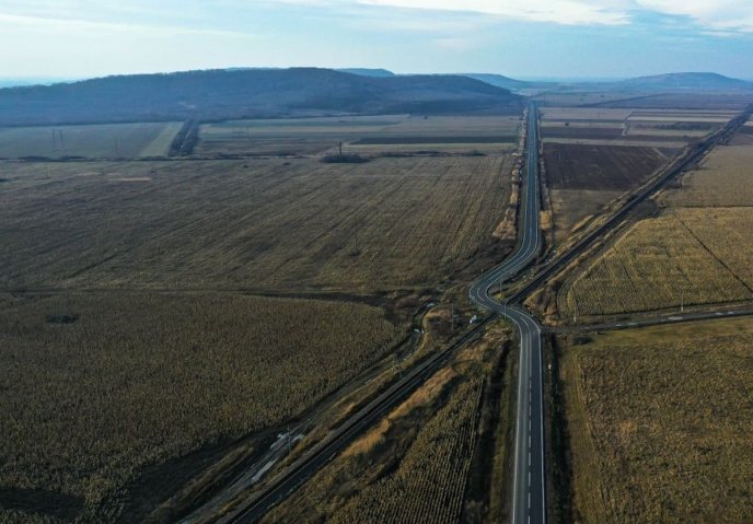 На Закарпатті відновили частину автошляху, що веде до кордону з Угорщиною – 01