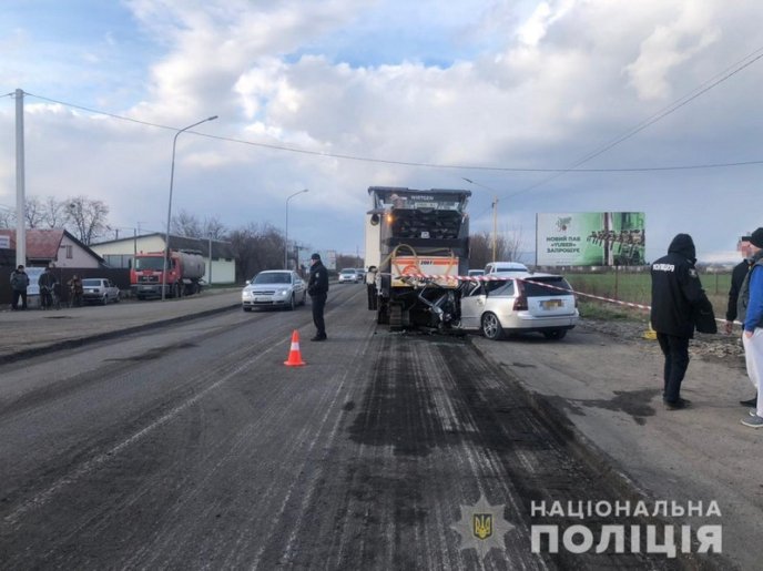 У поліції розповіли про моторошну аварію, в якій загинуло двоє людей – 02