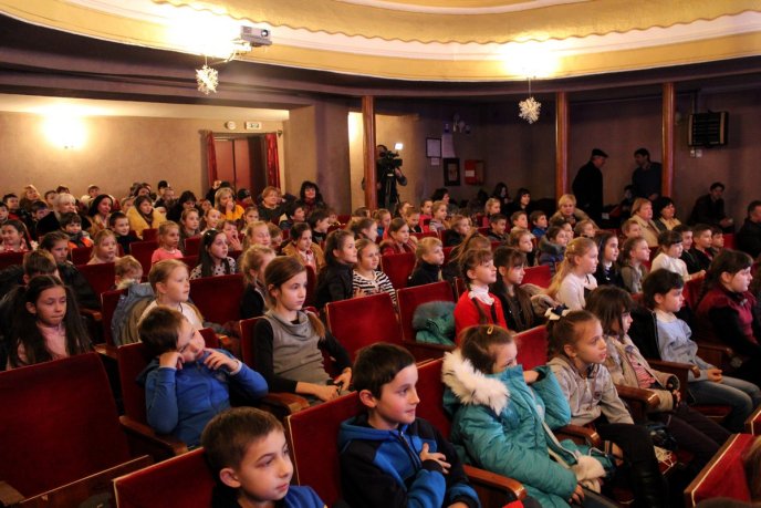 На Закарпатті яскраво стартував проект "Все Закарпаття читає дітям" – 02