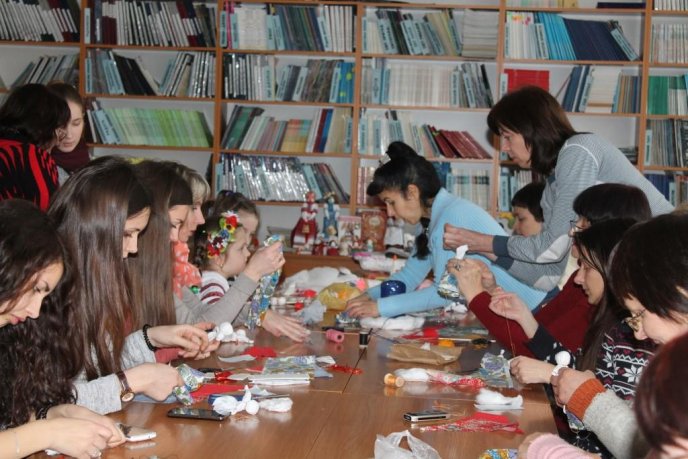 В Ужгороді відзначили Міжнародний день лялькаря – 14