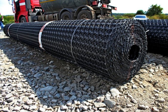 У Мукачеві триває ремонт об’їзної – 05