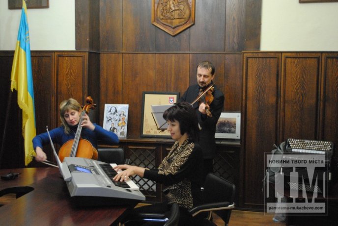 Сергій Добош виступить зі святковим концертом “Шедеври” в Мукачівському міському будинку культури (ФОТО) – 03